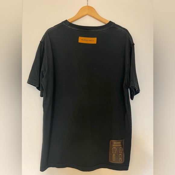 LV inside out T-Shirt - Picture 3 of 4